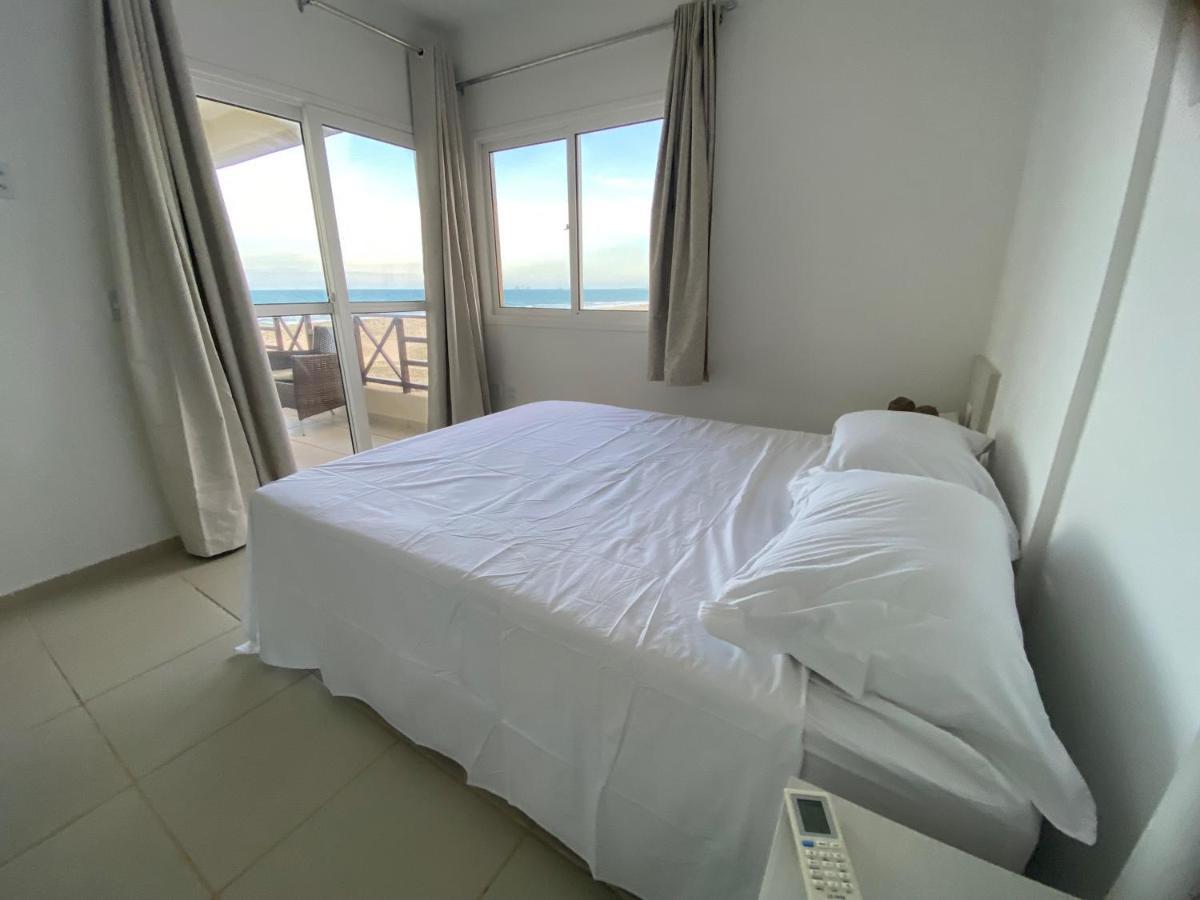 Beachfront Apt & Jacuzzi Taíba Exterior foto