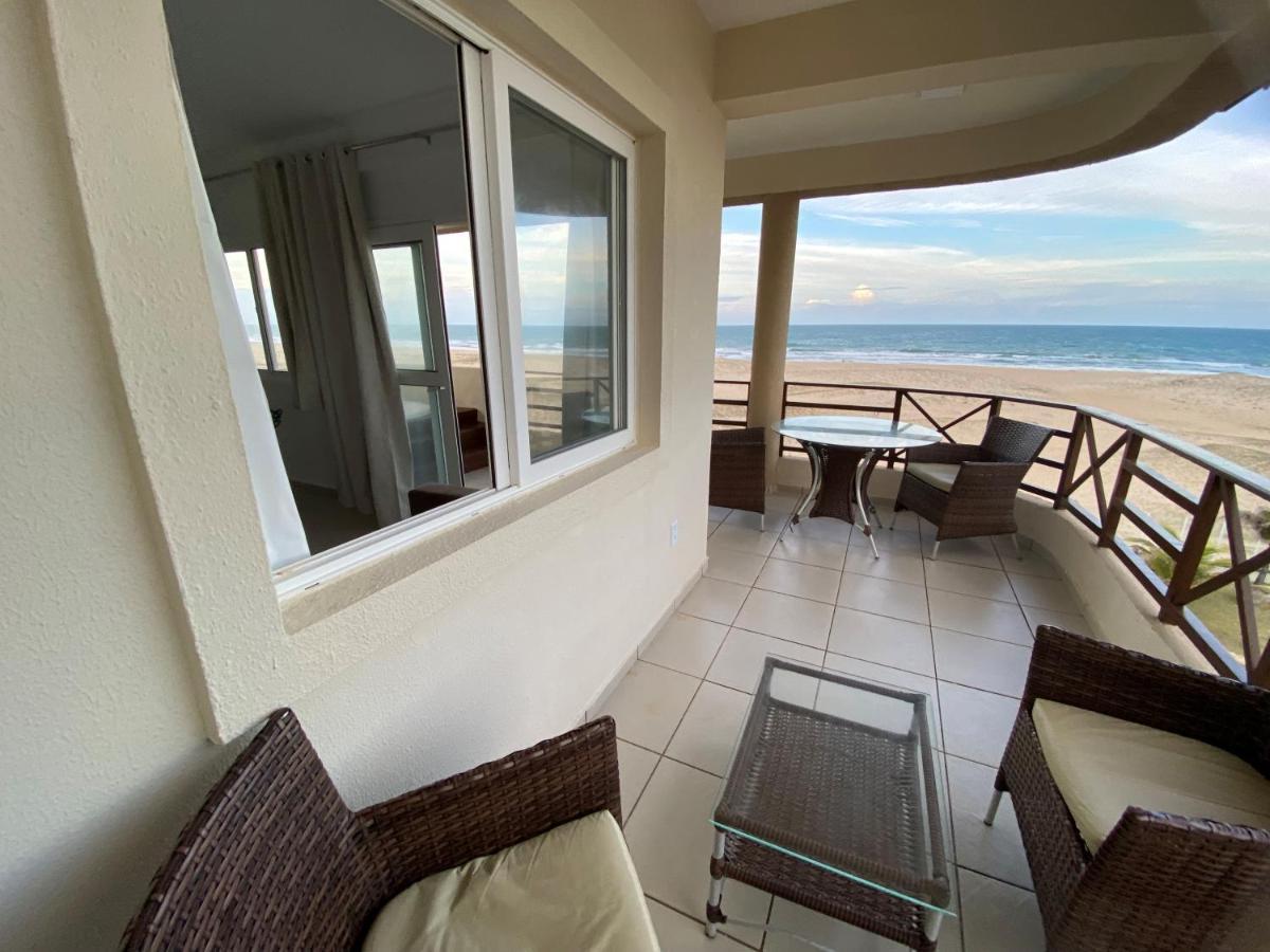 Beachfront Apt & Jacuzzi Taíba Exterior foto